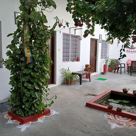 The Highvill Home Stay ขชุราโห ภายนอก รูปภาพ