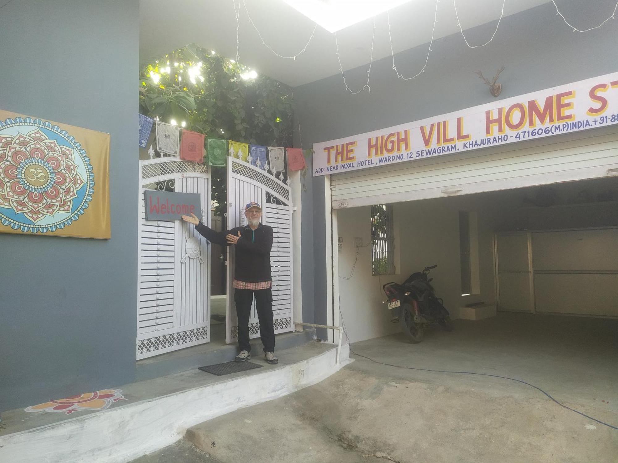 The Highvill Home Stay ขชุราโห ภายนอก รูปภาพ